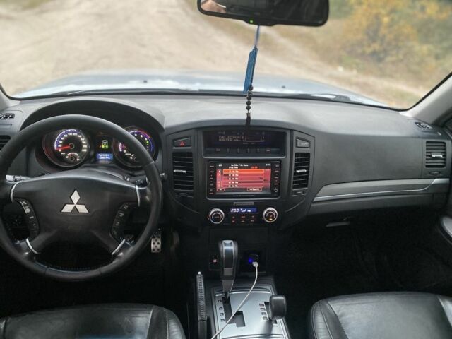 Сірий Міцубісі Паджеро, об'ємом двигуна 3.2 л та пробігом 500 тис. км за 6750 $, фото 6 на Automoto.ua