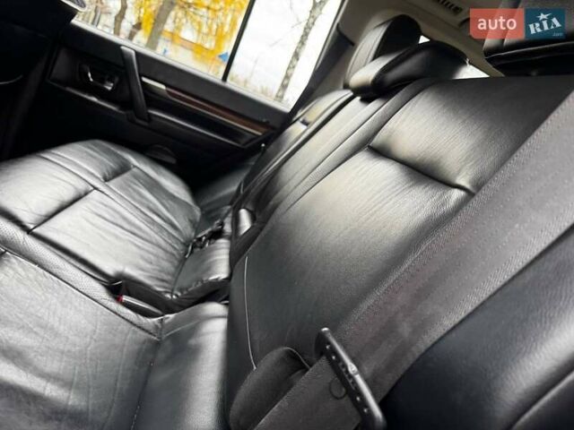 Серый Мицубиси Паджеро, объемом двигателя 2.97 л и пробегом 198 тыс. км за 10000 $, фото 27 на Automoto.ua