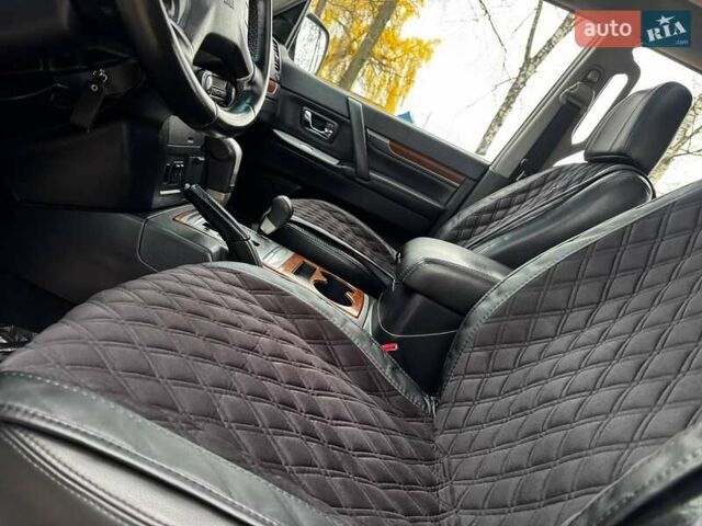 Серый Мицубиси Паджеро, объемом двигателя 2.97 л и пробегом 198 тыс. км за 10000 $, фото 19 на Automoto.ua