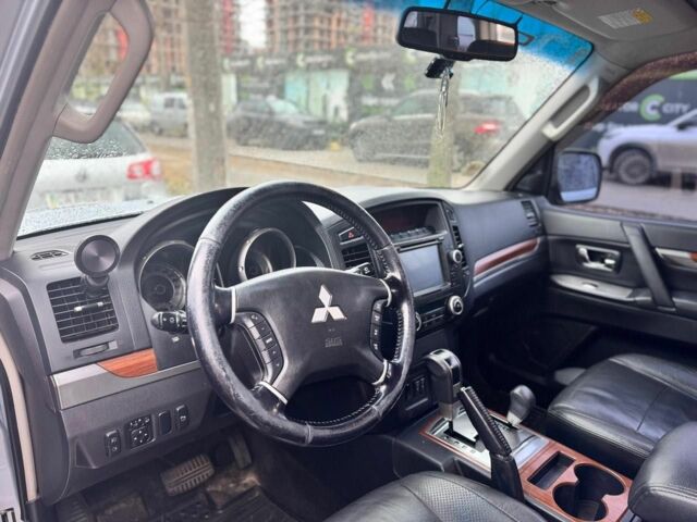 Сірий Міцубісі Паджеро, об'ємом двигуна 3.2 л та пробігом 180 тис. км за 16500 $, фото 8 на Automoto.ua
