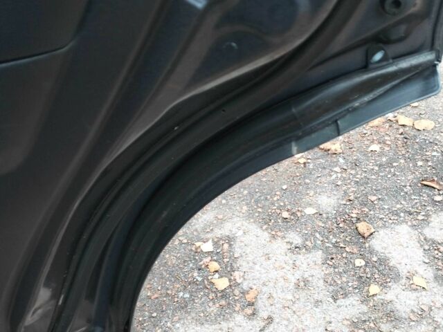 Сірий Міцубісі Паджеро, об'ємом двигуна 3 л та пробігом 270 тис. км за 14400 $, фото 3 на Automoto.ua