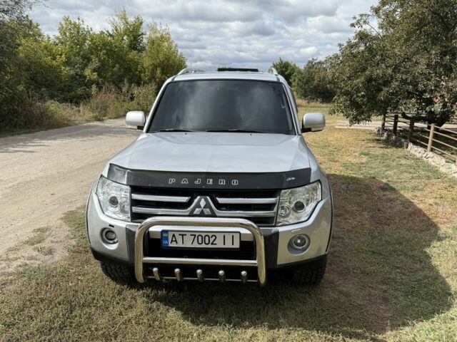 Серый Мицубиси Паджеро, объемом двигателя 3.2 л и пробегом 284 тыс. км за 11500 $, фото 7 на Automoto.ua