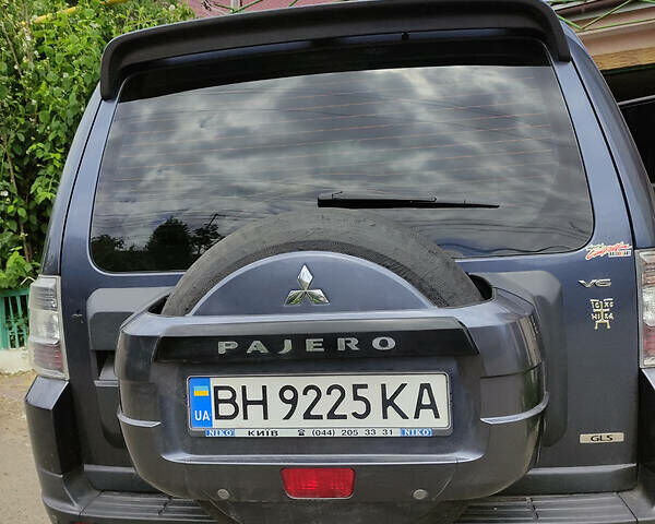 Сірий Міцубісі Паджеро, об'ємом двигуна 3 л та пробігом 180 тис. км за 12500 $, фото 8 на Automoto.ua