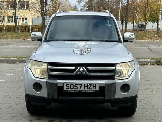 Серый Мицубиси Паджеро, объемом двигателя 3.2 л и пробегом 170 тыс. км за 4650 $, фото 7 на Automoto.ua