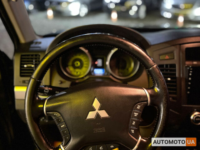 Мицубиси Паджеро 2010 в Мукачеве на Automoto.ua Серый Мицубиси Паджеро, объемом двигателя 3.2 л и пробегом 290 тыс. км за 15990 $, фото 11 на Automoto.ua