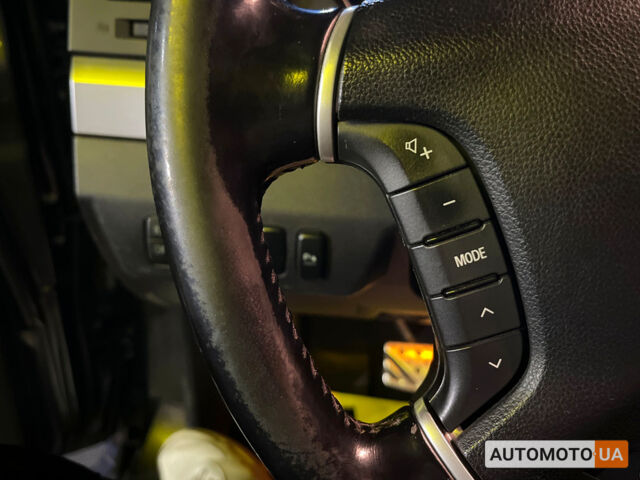 Мицубиси Паджеро 2010 в Мукачеве на Automoto.ua Серый Мицубиси Паджеро, объемом двигателя 3.2 л и пробегом 290 тыс. км за 15990 $, фото 12 на Automoto.ua