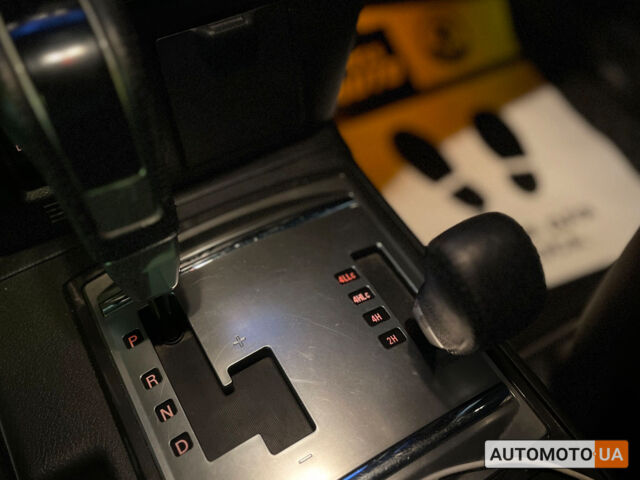 Мицубиси Паджеро 2010 в Мукачеве на Automoto.ua Серый Мицубиси Паджеро, объемом двигателя 3.2 л и пробегом 290 тыс. км за 15990 $, фото 17 на Automoto.ua