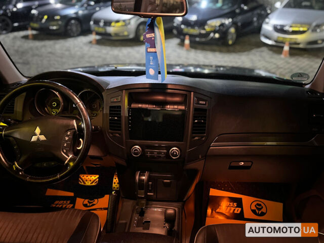 Мицубиси Паджеро 2010 в Мукачеве на Automoto.ua Серый Мицубиси Паджеро, объемом двигателя 3.2 л и пробегом 290 тыс. км за 15990 $, фото 19 на Automoto.ua