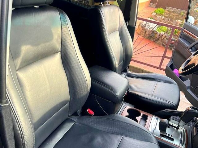 Серый Мицубиси Паджеро, объемом двигателя 3.2 л и пробегом 212 тыс. км за 17000 $, фото 8 на Automoto.ua