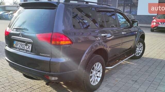 Серый Мицубиси Паджеро, объемом двигателя 2.48 л и пробегом 215 тыс. км за 10500 $, фото 6 на Automoto.ua