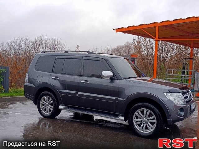 Серый Мицубиси Паджеро, объемом двигателя 3.2 л и пробегом 183 тыс. км за 18500 $, фото 9 на Automoto.ua