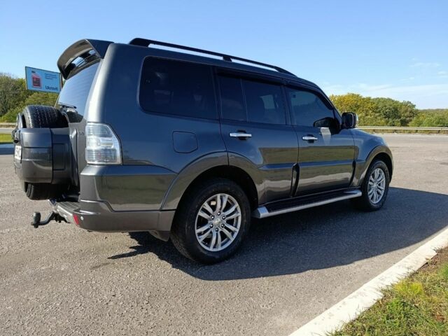 Сірий Міцубісі Паджеро, об'ємом двигуна 3.2 л та пробігом 183 тис. км за 19999 $, фото 8 на Automoto.ua