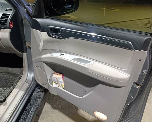 Серый Мицубиси Паджеро, объемом двигателя 2.48 л и пробегом 150 тыс. км за 13777 $, фото 6 на Automoto.ua