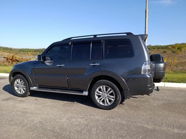 Сірий Міцубісі Паджеро, об'ємом двигуна 3.2 л та пробігом 183 тис. км за 19999 $, фото 1 на Automoto.ua