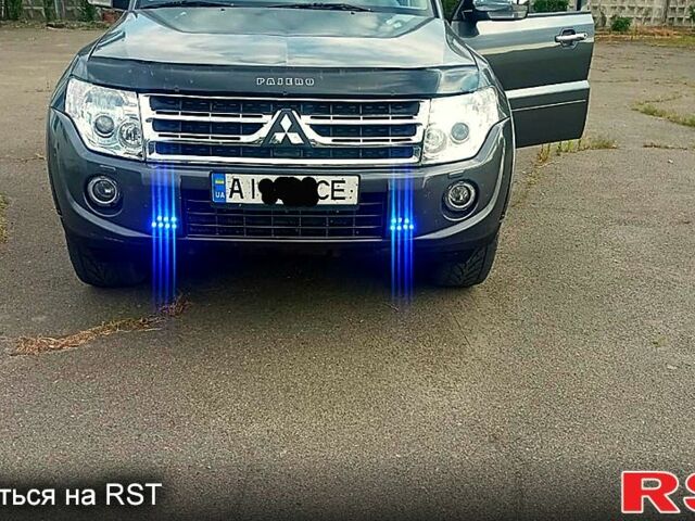 Серый Мицубиси Паджеро, объемом двигателя 3.2 л и пробегом 199 тыс. км за 19000 $, фото 3 на Automoto.ua