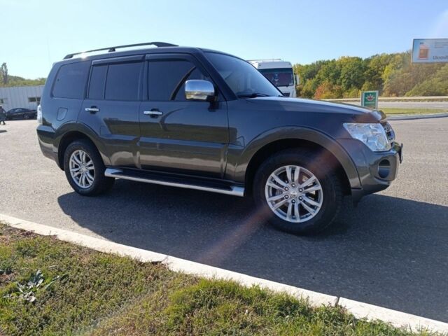 Сірий Міцубісі Паджеро, об'ємом двигуна 3.2 л та пробігом 183 тис. км за 19999 $, фото 13 на Automoto.ua