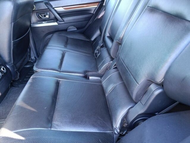 Сірий Міцубісі Паджеро, об'ємом двигуна 3.2 л та пробігом 183 тис. км за 19999 $, фото 17 на Automoto.ua