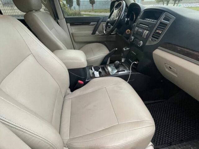 Серый Мицубиси Паджеро, объемом двигателя 3.5 л и пробегом 149 тыс. км за 23500 $, фото 9 на Automoto.ua