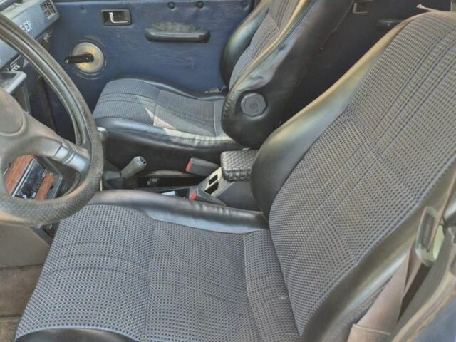 Синий Мицубиси Паджеро, объемом двигателя 2.6 л и пробегом 250 тыс. км за 5230 $, фото 3 на Automoto.ua