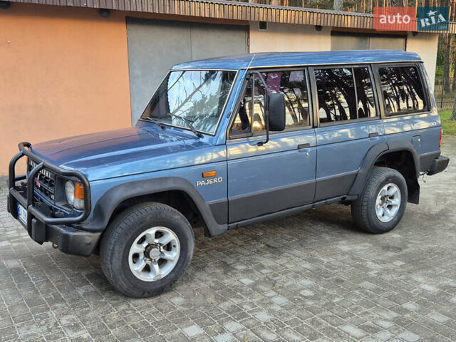 Мицубиси Паджеро 1990 в Славуте на Automoto.ua Синий Мицубиси Паджеро, объемом двигателя 2.97 л и пробегом 241 тыс. км за 3350 $, фото 1 на Automoto.ua