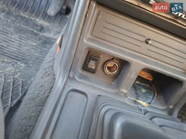 Синій Міцубісі Паджеро, об'ємом двигуна 2.8 л та пробігом 395 тис. км за 5700 $, фото 3 на Automoto.ua