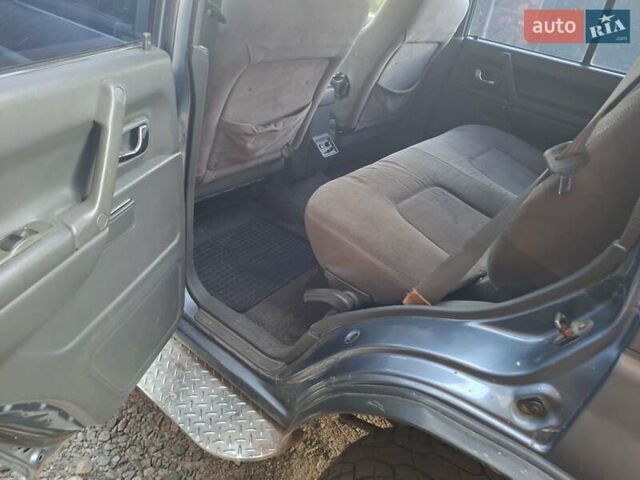 Синий Мицубиси Паджеро, объемом двигателя 2.8 л и пробегом 350 тыс. км за 6500 $, фото 1 на Automoto.ua