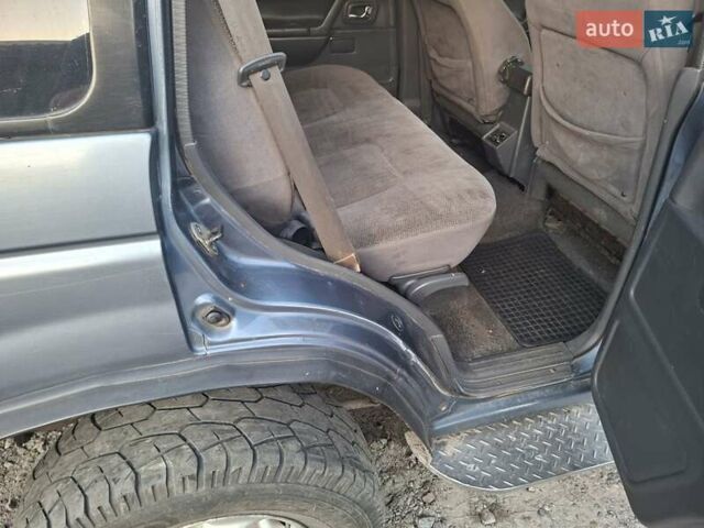 Синий Мицубиси Паджеро, объемом двигателя 2.8 л и пробегом 350 тыс. км за 6500 $, фото 6 на Automoto.ua