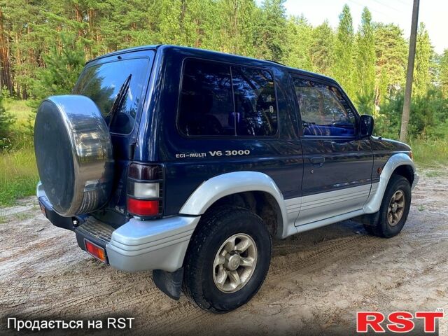 Мицубиси Паджеро 1997 в Ахтырке на Automoto.ua Синий Мицубиси Паджеро, объемом двигателя 3 л и пробегом 275 тыс. км за 4450 $, фото 2 на Automoto.ua