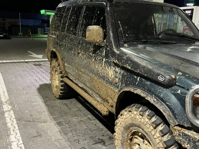 Синій Міцубісі Паджеро, об'ємом двигуна 0 л та пробігом 400 тис. км за 5200 $, фото 1 на Automoto.ua