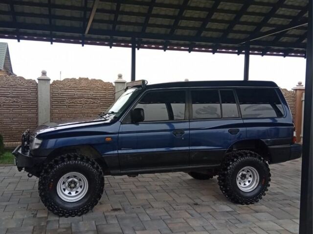 Синій Міцубісі Паджеро, об'ємом двигуна 3.5 л та пробігом 300 тис. км за 12000 $, фото 8 на Automoto.ua