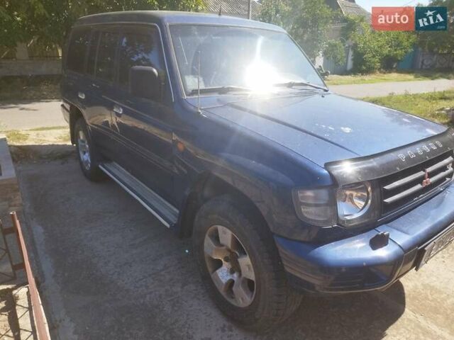 Синій Міцубісі Паджеро, об'ємом двигуна 3.5 л та пробігом 342 тис. км за 7500 $, фото 6 на Automoto.ua