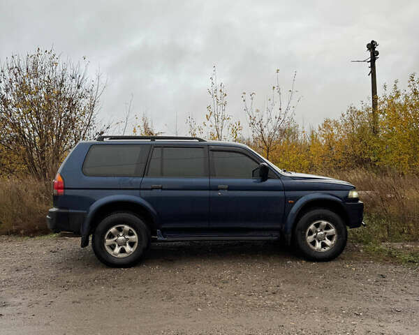Мицубиси Паджеро 1999 в Шостке на Automoto.ua Синий Мицубиси Паджеро, объемом двигателя 2.97 л и пробегом 300 тыс. км за 5200 $, фото 4 на Automoto.ua