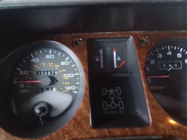 Синій Міцубісі Паджеро, об'ємом двигуна 3.5 л та пробігом 300 тис. км за 12000 $, фото 2 на Automoto.ua