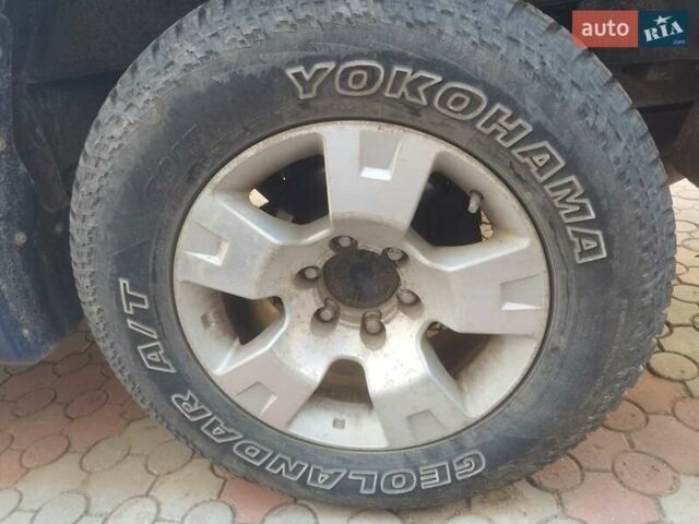 Синій Міцубісі Паджеро, об'ємом двигуна 3.5 л та пробігом 342 тис. км за 7500 $, фото 2 на Automoto.ua