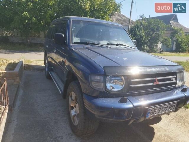 Синій Міцубісі Паджеро, об'ємом двигуна 3.5 л та пробігом 342 тис. км за 7500 $, фото 5 на Automoto.ua