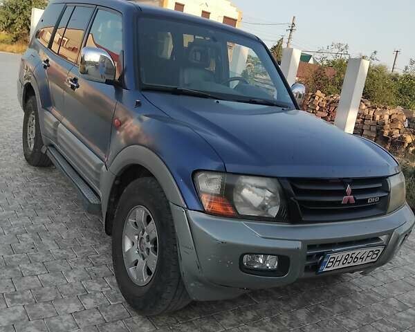 Синий Мицубиси Паджеро, объемом двигателя 3.2 л и пробегом 253 тыс. км за 8000 $, фото 3 на Automoto.ua