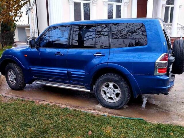 Синій Міцубісі Паджеро, об'ємом двигуна 3.5 л та пробігом 112 тис. км за 6500 $, фото 5 на Automoto.ua