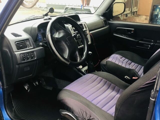 Синий Мицубиси Паджеро, объемом двигателя 1.8 л и пробегом 140 тыс. км за 3300 $, фото 4 на Automoto.ua