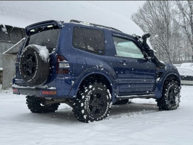 Синий Мицубиси Паджеро, объемом двигателя 3.2 л и пробегом 230 тыс. км за 3400 $, фото 8 на Automoto.ua