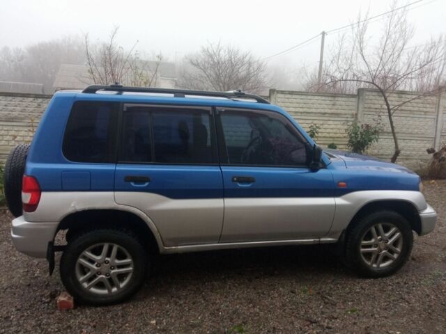 Синий Мицубиси Паджеро, объемом двигателя 0 л и пробегом 230 тыс. км за 3500 $, фото 1 на Automoto.ua