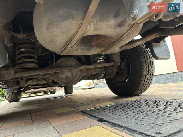 Синий Мицубиси Паджеро, объемом двигателя 3 л и пробегом 332 тыс. км за 6200 $, фото 10 на Automoto.ua