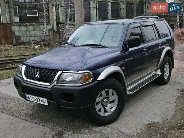 Синий Мицубиси Паджеро, объемом двигателя 2.97 л и пробегом 251 тыс. км за 5200 $, фото 1 на Automoto.ua