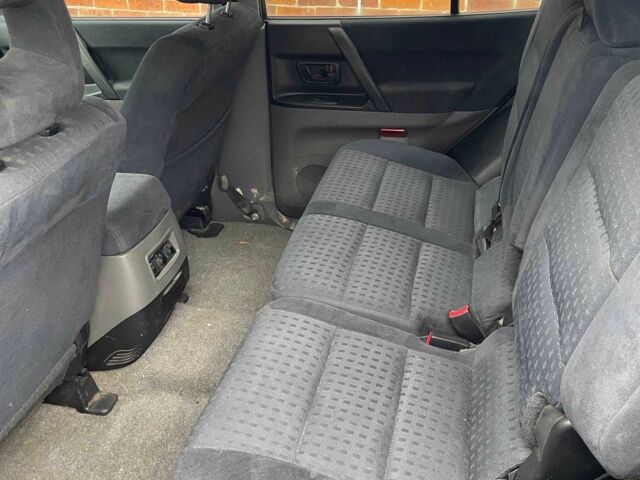 Синий Мицубиси Паджеро, объемом двигателя 3.2 л и пробегом 111 тыс. км за 4706 $, фото 5 на Automoto.ua