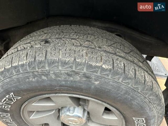 Синий Мицубиси Паджеро, объемом двигателя 3 л и пробегом 332 тыс. км за 6200 $, фото 7 на Automoto.ua