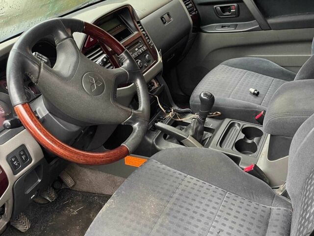 Синий Мицубиси Паджеро, объемом двигателя 3.2 л и пробегом 111 тыс. км за 4706 $, фото 4 на Automoto.ua