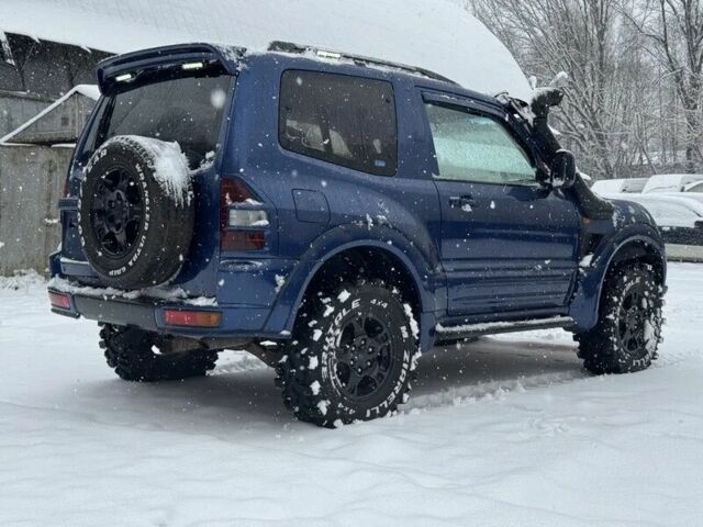 Синій Міцубісі Паджеро, об'ємом двигуна 0 л та пробігом 321 тис. км за 2800 $, фото 1 на Automoto.ua