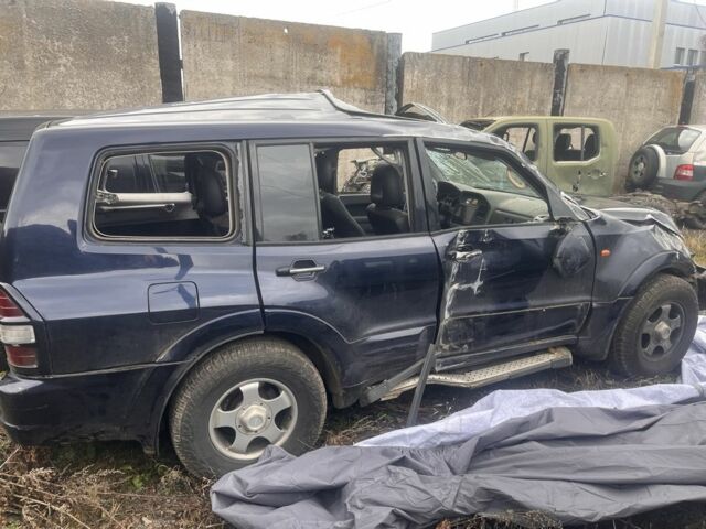 Синій Міцубісі Паджеро, об'ємом двигуна 3.2 л та пробігом 3 тис. км за 2500 $, фото 3 на Automoto.ua