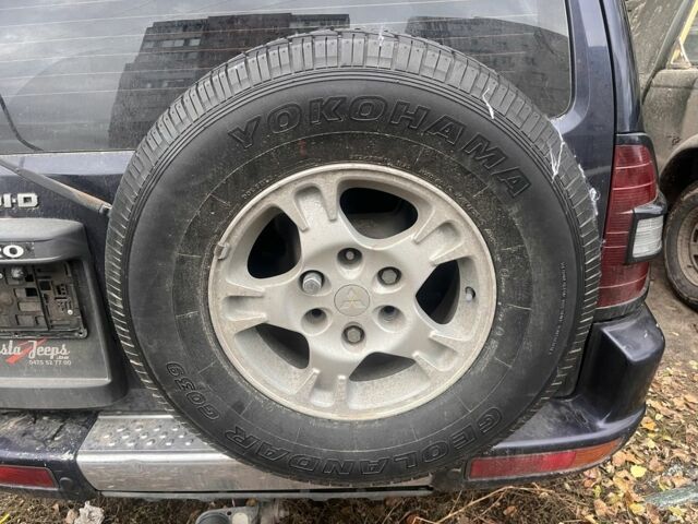 Синій Міцубісі Паджеро, об'ємом двигуна 3.2 л та пробігом 3 тис. км за 2500 $, фото 4 на Automoto.ua