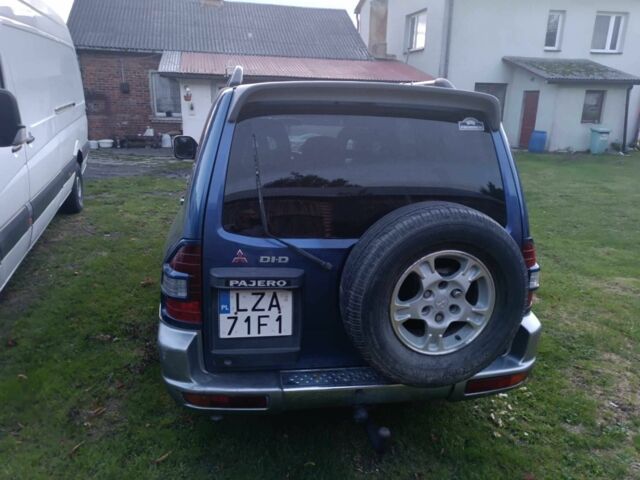Синий Мицубиси Паджеро, объемом двигателя 3.2 л и пробегом 320 тыс. км за 4673 $, фото 3 на Automoto.ua