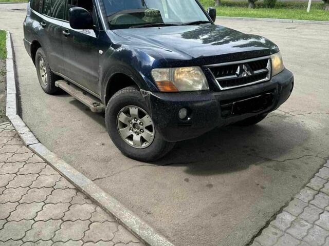 Синий Мицубиси Паджеро, объемом двигателя 3.2 л и пробегом 133 тыс. км за 5000 $, фото 1 на Automoto.ua